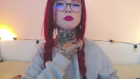 Snapshot of isabella__dark chatting on 12.05.24    online show from 12.05.24