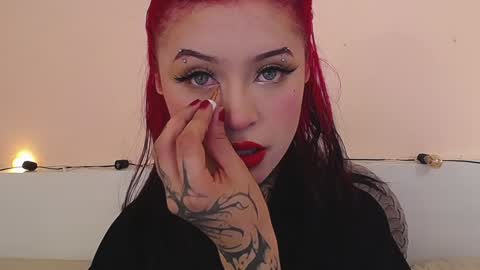 Snapshot of isabella__dark chatting on 12.21.24    online show from 12.21.24