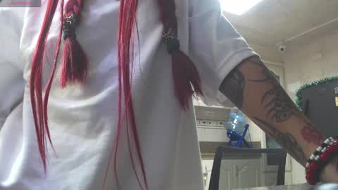Snapshot of isabella__dark chatting on 12.24.24    online show from 12.24.24