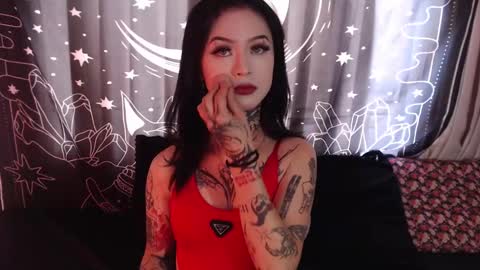 Snapshot of isabella__dark chatting on 01.09.25    online show from 01.09.25