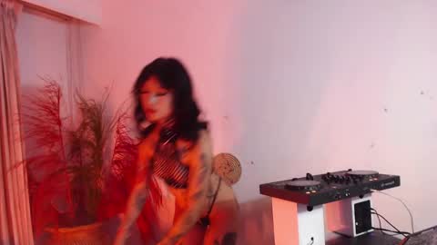 Snapshot of isabella__dark chatting on 01.17.25    online show from 01.17.25