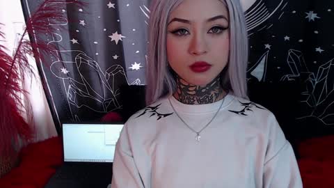 Snapshot of isabella__dark chatting on 02.06.25    online show from 02.06.25