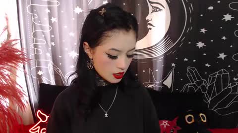 Snapshot of isabella__dark chatting on 02.19.25    online show from 02.19.25