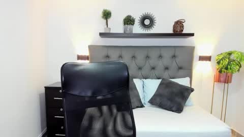 Isabel florez online show from 02.27.25