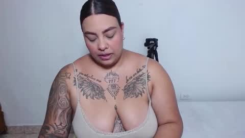  estefania online show from 11.14.25