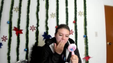 Snapshot of isabella_jaramillo chatting on 12.02.25 isabella_jaramillo online show from 12.02.25