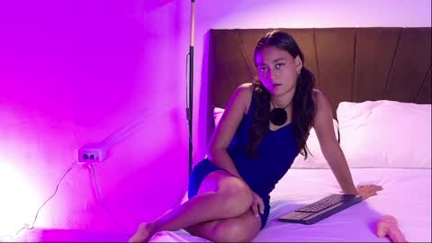 isabella santana online show from 07.02.26