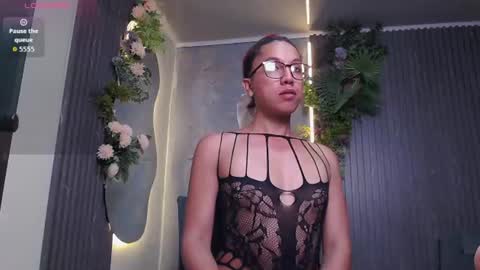 Camila online show from 06.19.26
