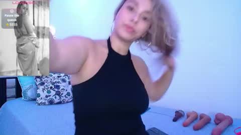 isabellaa_smith03 online show from 07.18.26