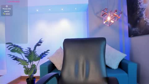 Isabella  Everyday From 0530 to 1430 Col Time online show from 02.11.26