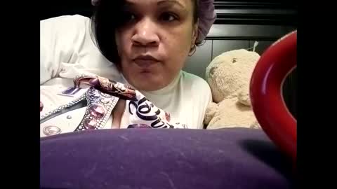 Snapshot of isabellacloverlove chatting on 12.23.25 Isabella online show from 12.23.25