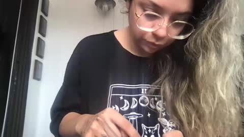 isabellaelizabeth online show from 03.03.26