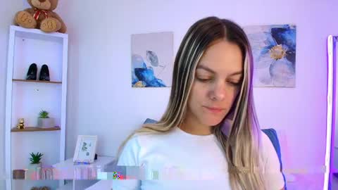 Isabella  online show from 05.05.26