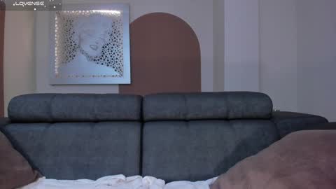 Snapshot of isabellahill1 chatting on 12.24.24 Isa Hill online show from 12.24.24