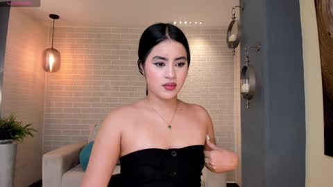 Snapshot of isabellahill1 chatting on 01.02.25 Isa Hill online show from 01.02.25