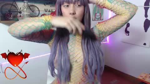 Snapshot of isabellakoff chatting on 02.13.25 Tati - online show from 02.13.25