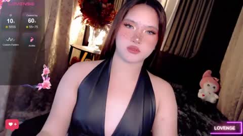 Snapshot of isabellaleights chatting on 06.30.26 isabel online show from 06.30.26