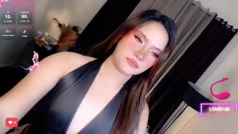 Snapshot of isabellaleights chatting on 07.19.26 isabel online show from 07.19.26