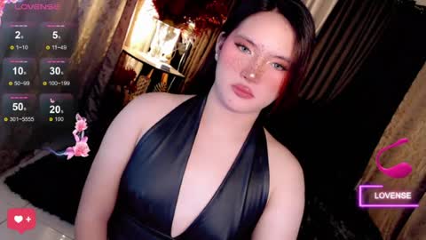 Snapshot of isabellaleights chatting on 07.29.26 isabel online show from 07.29.26
