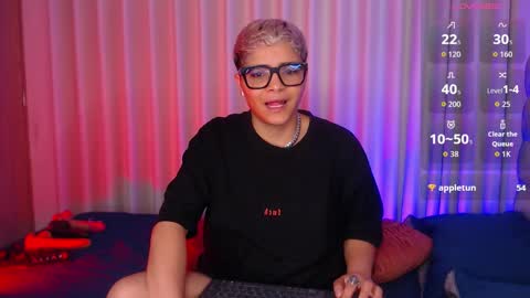 Snapshot of isabellamoutt chatting on 12.02.25 Isabella Mout online show from 12.02.25