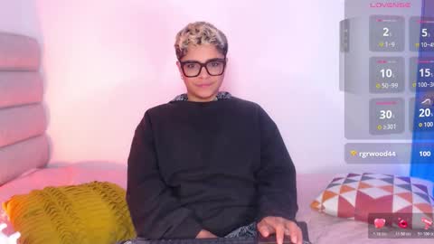 Snapshot of isabellamoutt chatting on 01.17.26 Isabella Mout online show from 01.17.26