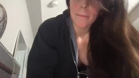 isabellaroseee online show from 12.16.25