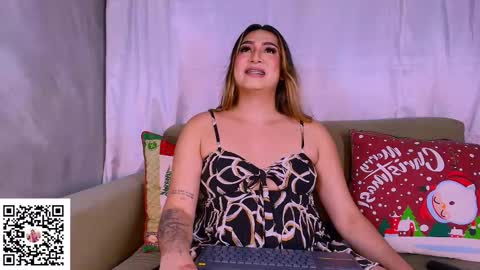  Martina  IG martissmith01 online show from 12.14.25