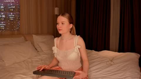 Bella online show from 02.09.25