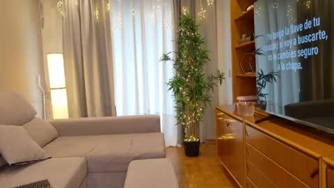 isabellauribe online show from 05.02.26
