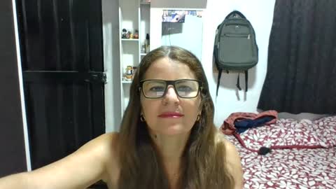 isabella online show from 08.03.26