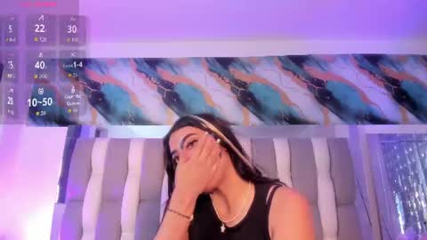 Snapshot of isadiazz chatting on 07.18.26 Isa online show from 07.18.26