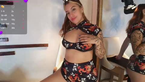 Snapshot of isamoon_ chatting on 03.20.26 Isa online show from 03.20.26