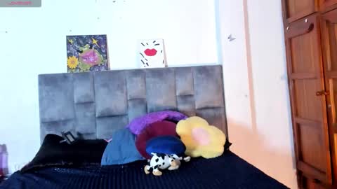 Isabela  online show from 11.06.25