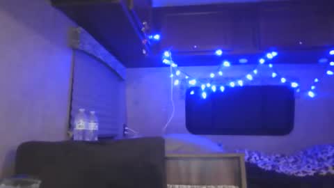 Snapshot of iseestarz420 chatting on 12.12.24 Iseestarz420 online show from 12.12.24