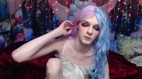 Snapshot of iselestias chatting on 02.15.26 Sele online show from 02.15.26