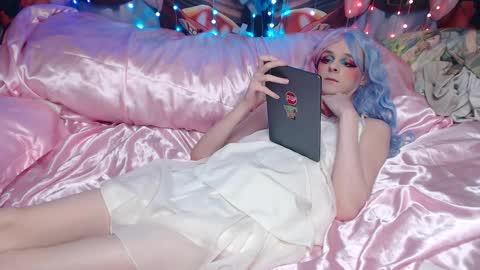 Snapshot of iselestias chatting on 03.03.26 Sele online show from 03.03.26