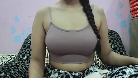 ishika_singh_ online show from 03.24.26