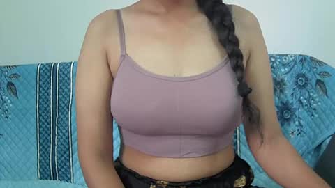 ishika_singh_ online show from 06.29.26