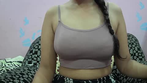 ishika_singh_ online show from 07.27.26
