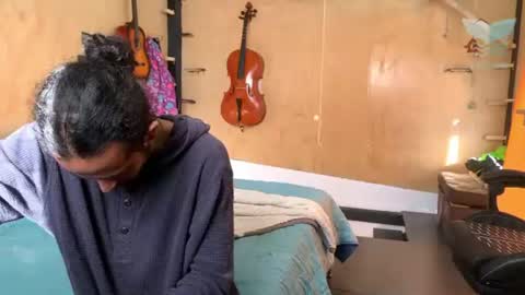 Isis  Alan online show from 07.06.26