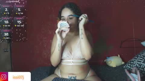 Snapshot of isis_blade chatting on 10.17.25 Isis Blade online show from 10.17.25