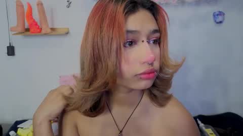 Snapshot of isisjones18 chatting on 11.09.25 Isisjones18 online show from 11.09.25