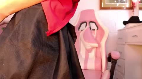 Snapshot of isla_rosee18 chatting on 11.30.25 Isla Rosee18 online show from 11.30.25