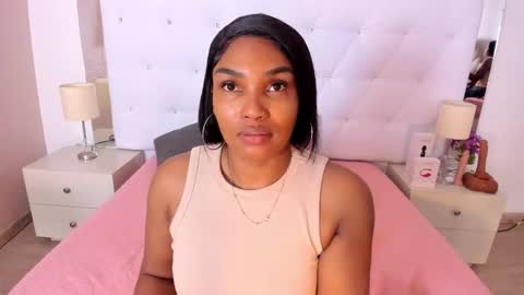 Snapshot of isla_scott chatting on 01.09.26 Vanessa online show from 01.09.26