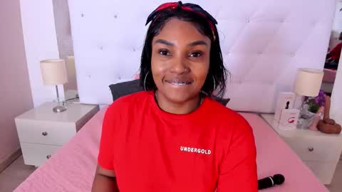 Snapshot of isla_scott chatting on 01.13.26 Vanessa online show from 01.13.26