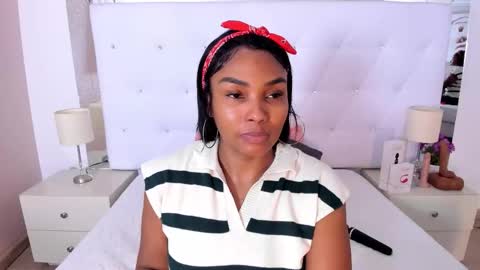 Snapshot of isla_scott chatting on 01.14.26 Vanessa online show from 01.14.26