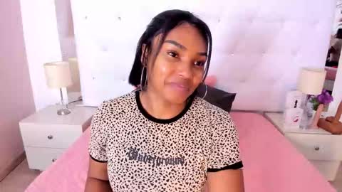 Snapshot of isla_scott chatting on 01.15.26 Vanessa online show from 01.15.26