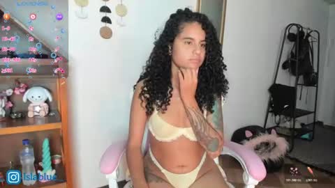 Isla Blue online show from 07.21.26