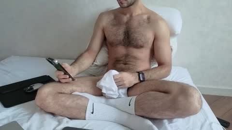 Snapshot of islam_20 chatting on 01.10.26 islam online show from 01.10.26