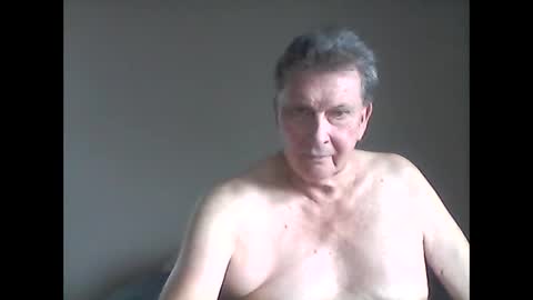 island625103 online show from 03.06.25